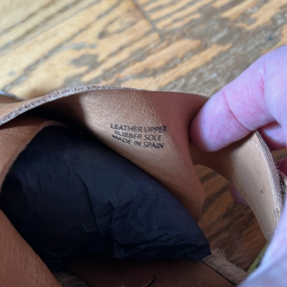 Maypol made in Spain leather and jute  wedges size 38 or 7 1/2  velcro closing - Picture 9 of 9